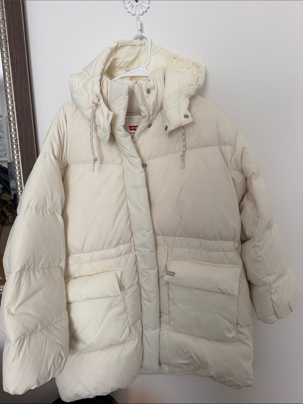 Levi's Cream Hooded Puffer Coat